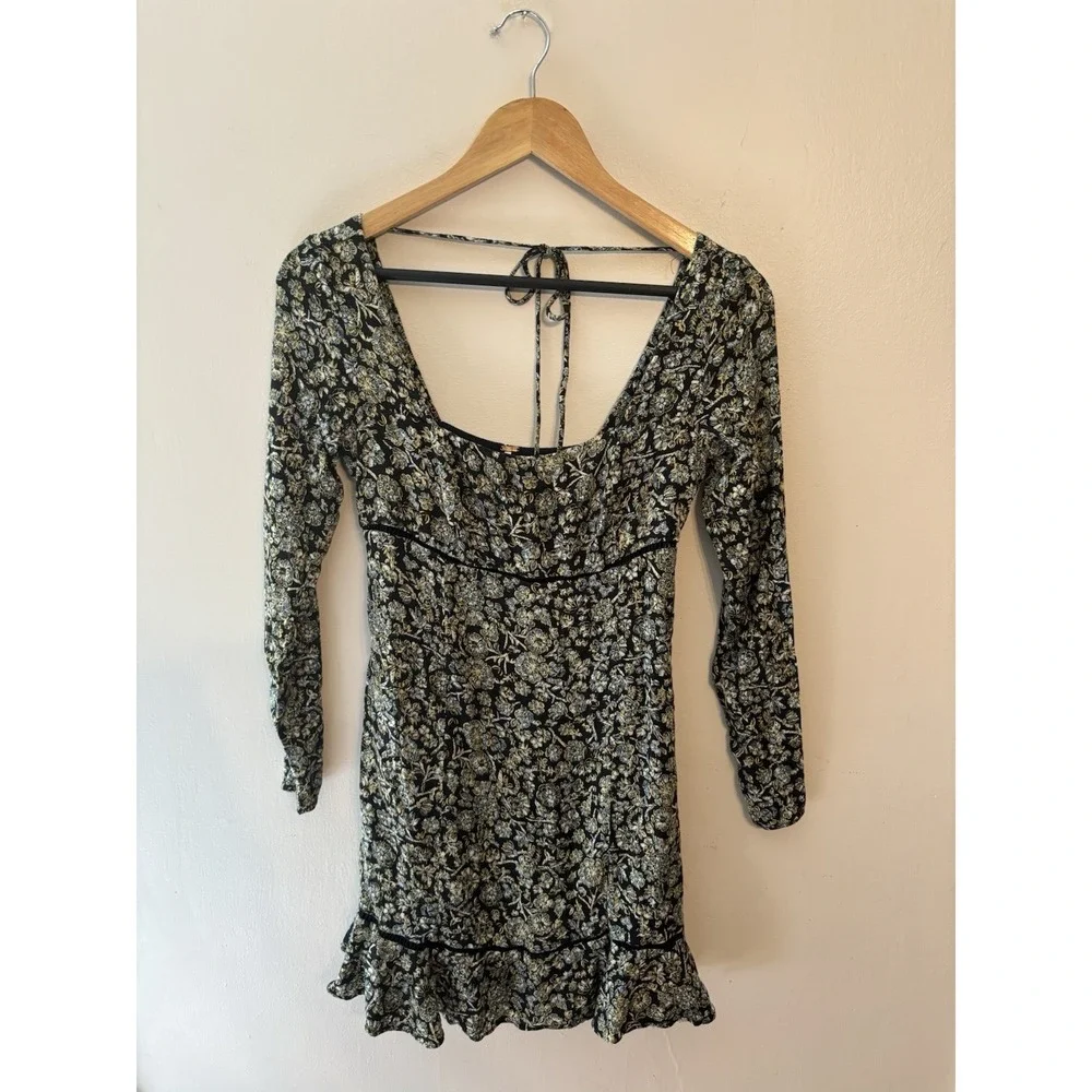 Free People Women's Boheme Mini Dress Black Floral Ruffle Long Sleeves Sz 4 $128